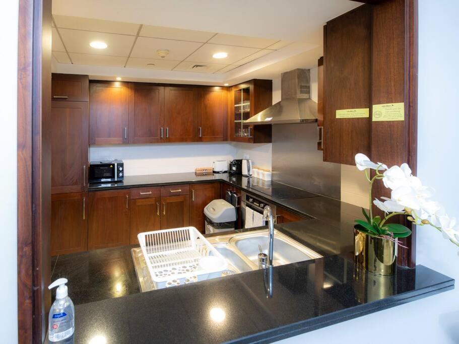First Class 2Br With Full Burj Khalifa And Fountain View 迪拜 外观 照片