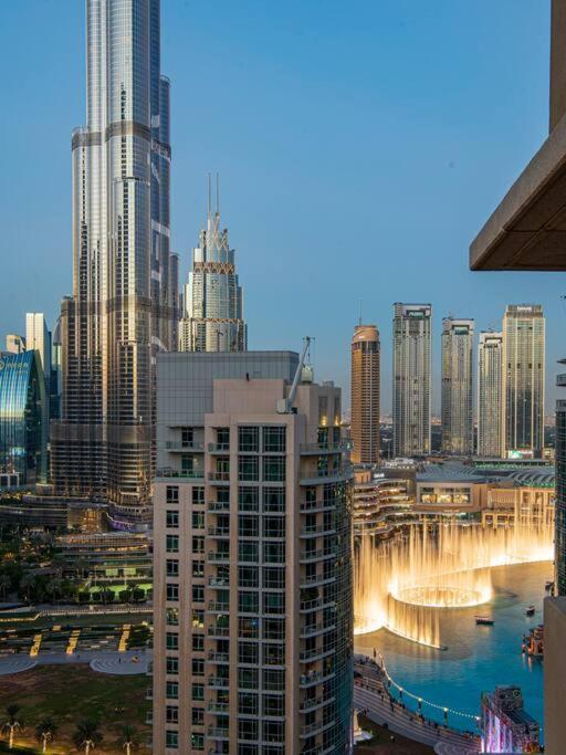 First Class 2Br With Full Burj Khalifa And Fountain View 迪拜 外观 照片
