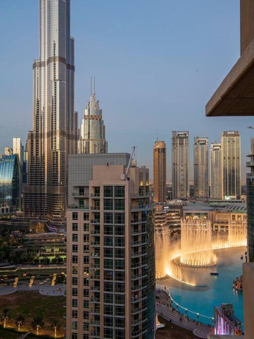First Class 2Br With Full Burj Khalifa And Fountain View 迪拜 外观 照片