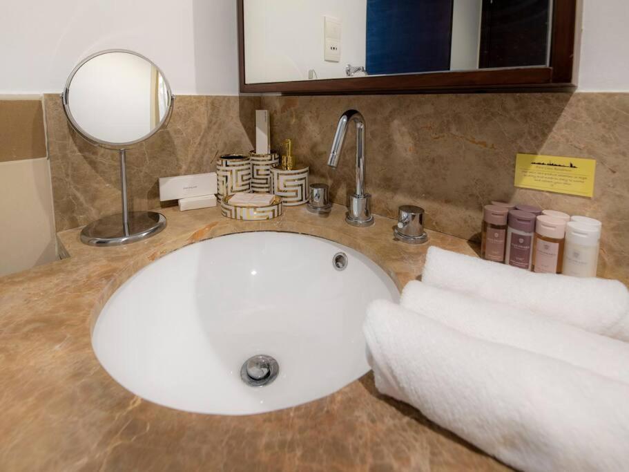 First Class 2Br With Full Burj Khalifa And Fountain View 迪拜 外观 照片