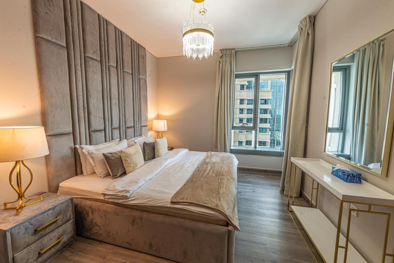 First Class 2Br With Full Burj Khalifa And Fountain View 迪拜 外观 照片