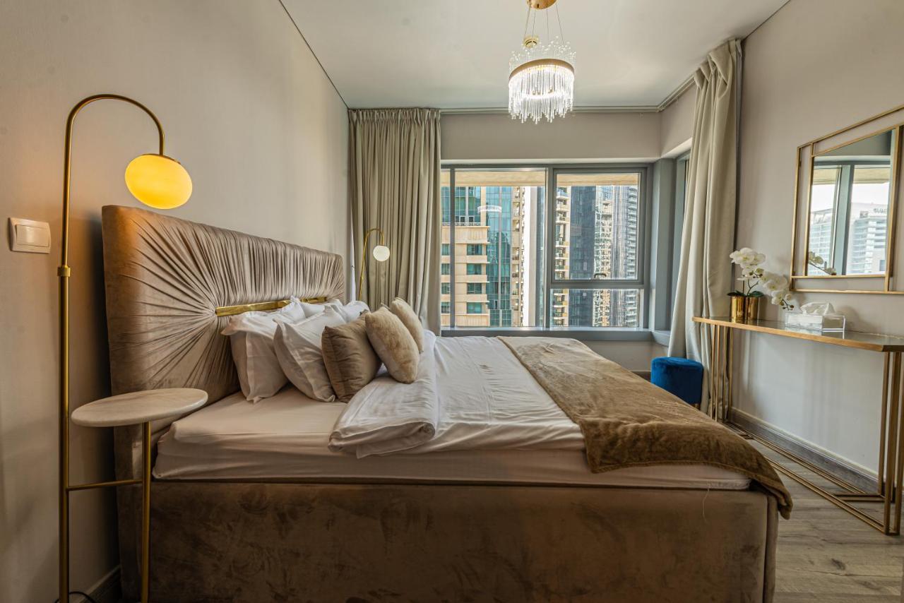 First Class 2Br With Full Burj Khalifa And Fountain View 迪拜 外观 照片