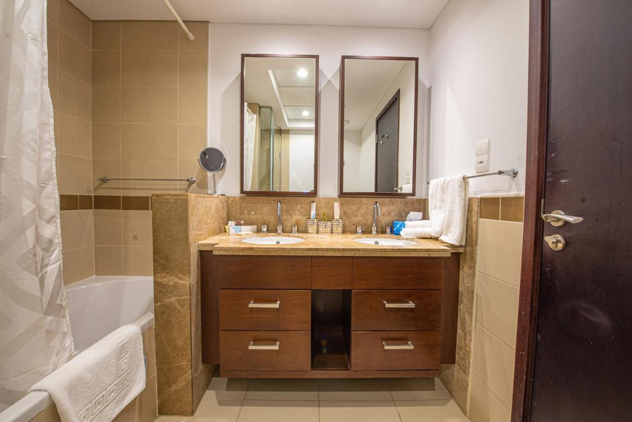 First Class 2Br With Full Burj Khalifa And Fountain View 迪拜 外观 照片